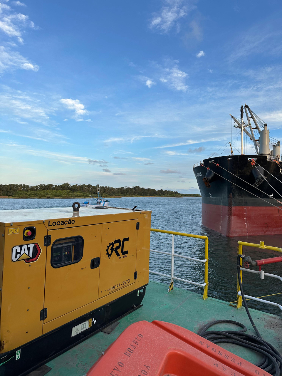 Locação de Grupo Gerador 56kVA para Operação Marítima