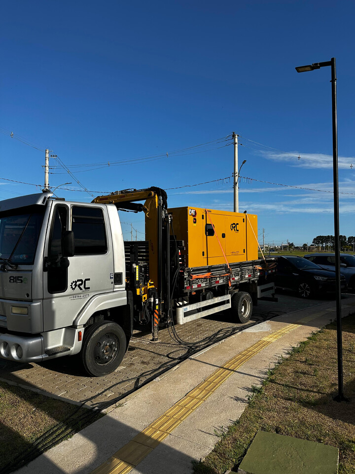 Locação de Grupo Gerador 220KVA para condomínio